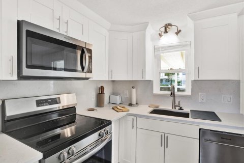 Villa ou maison à vendre à Hudson, Floride: 2 chambres, 89.93 m2 № 1853690 - photo 7