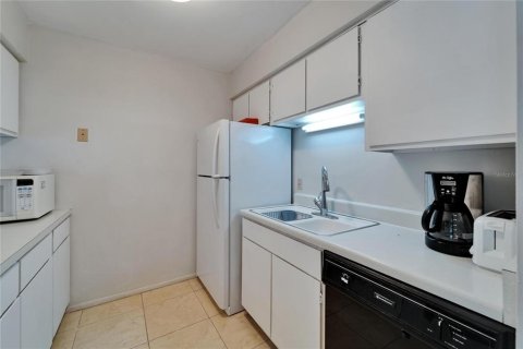 Condo in Clearwater, Florida, 1 bedroom  № 1691029 - photo 25