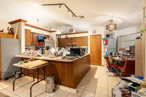 House in Apopka, Florida 3 bedrooms, 244.52 sq.m. № 1771617 - photo 5