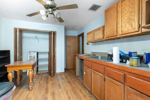 House in Apopka, Florida 3 bedrooms, 244.52 sq.m. № 1771617 - photo 14