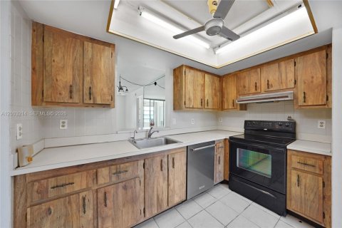 Copropriété à vendre à Margate, Floride: 2 chambres, 92.9 m2 № 2066352 - photo 6
