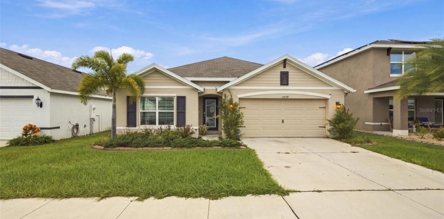 Villa ou maison à Wimauma, Floride 4 chambres, 171.5 m2 № 2427620