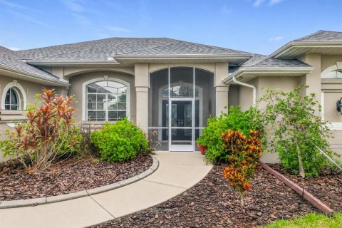 Casa en Punta Gorda, Florida 3 dormitorios, 248.42 m2 № 2289559