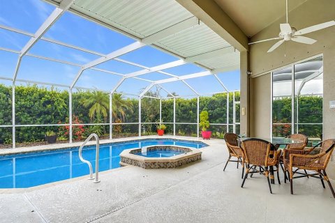Villa ou maison à vendre à Punta Gorda, Floride: 3 chambres, 248.42 m2 № 2289559 - photo 3