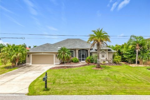 Villa ou maison à vendre à Punta Gorda, Floride: 3 chambres, 248.42 m2 № 2289559 - photo 14