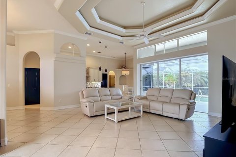 Villa ou maison à vendre à Punta Gorda, Floride: 3 chambres, 248.42 m2 № 2289559 - photo 6