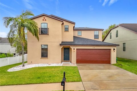 House in Minneola, Florida 5 bedrooms, 297.57 sq.m. № 2284780