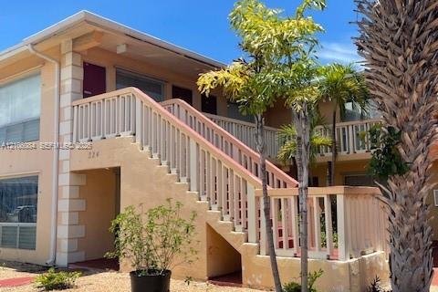 Appartement à Pompano Beach, Floride 2 chambres, 668.15 m2 № 2414856