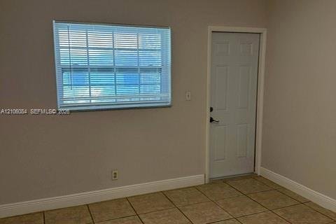 Appartement à louer à Pompano Beach, Floride: 2 chambres, 668.15 m2 № 2414856 - photo 13