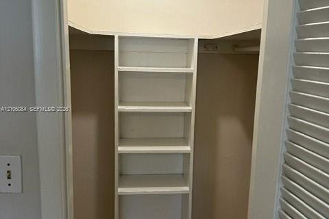 Appartement à louer à Pompano Beach, Floride: 2 chambres, 668.15 m2 № 2414856 - photo 14