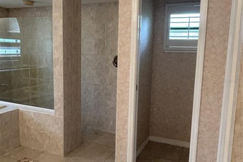 Casa en venta en Tarpon Springs, Florida, 3 dormitorios, 197.42 m2 № 2216431 - foto 15