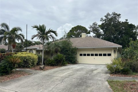 Casa en Tarpon Springs, Florida 3 dormitorios, 197.42 m2 № 2216431
