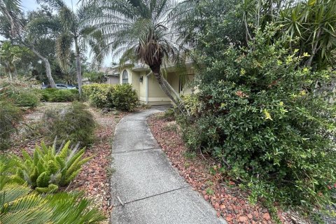 Casa en venta en Tarpon Springs, Florida, 3 dormitorios, 197.42 m2 № 2216431 - foto 3
