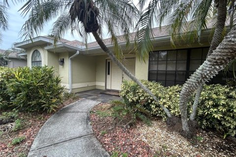 Casa en venta en Tarpon Springs, Florida, 3 dormitorios, 197.42 m2 № 2216431 - foto 2