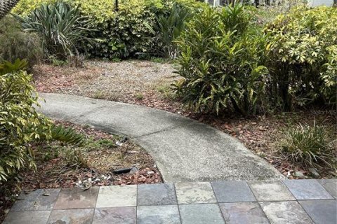 Casa en venta en Tarpon Springs, Florida, 3 dormitorios, 197.42 m2 № 2216431 - foto 4