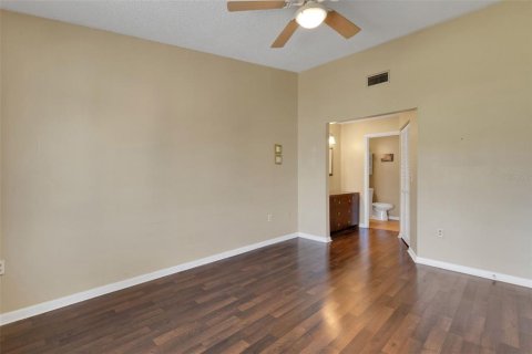 Townhouse in Nokomis, Florida 2 bedrooms, 114.73 sq.m. № 2104367 - photo 23