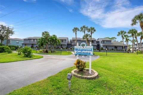 Townhouse in Nokomis, Florida 2 bedrooms, 114.73 sq.m. № 2104367 - photo 29