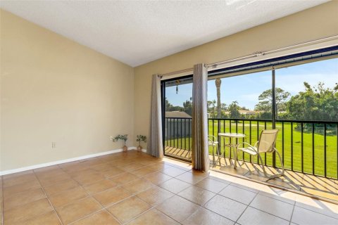 Townhouse in Nokomis, Florida 2 bedrooms, 114.73 sq.m. № 2104367 - photo 13
