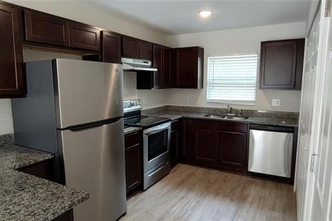 Apartamento en alquiler en Citrus Springs, Florida, 2 dormitorios, 90.3 m2 № 2285270 - foto 3