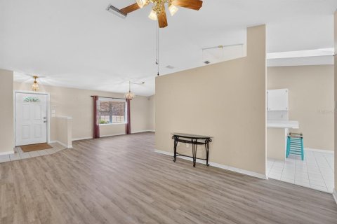 Villa ou maison à vendre à Palm Coast, Floride: 3 chambres, 171.87 m2 № 2138577 - photo 4