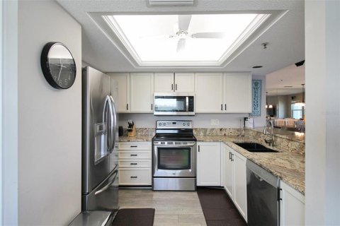 Condominio en alquiler en Sarasota, Florida, 3 dormitorios, 170.48 m2 № 2298811 - foto 16