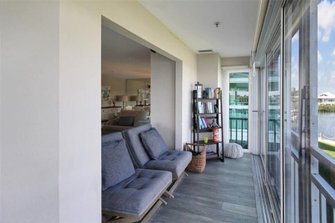 Condominio en alquiler en Sarasota, Florida, 3 dormitorios, 170.48 m2 № 2298811 - foto 23