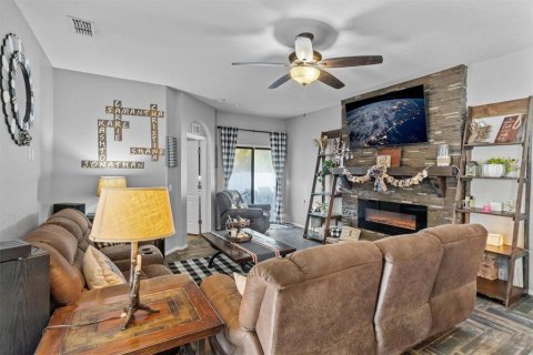House in Winter Haven, Florida 3 bedrooms, 191.56 sq.m. № 1349857 - photo 7
