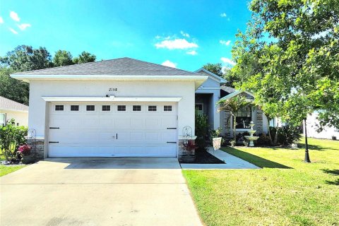 House in Winter Haven, Florida 3 bedrooms, 191.56 sq.m. № 1349857 - photo 26