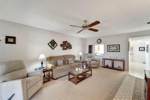 Copropriété à louer à Englewood, Floride: 2 chambres, 106.19 m2 № 1716614 - photo 4