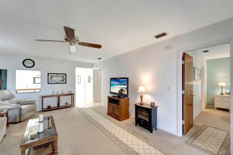 Copropriété à louer à Englewood, Floride: 2 chambres, 106.19 m2 № 1716614 - photo 5