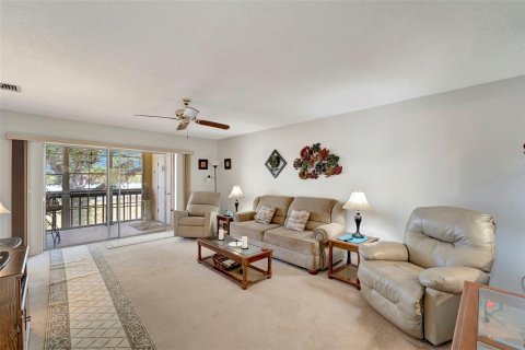 Copropriété à louer à Englewood, Floride: 2 chambres, 106.19 m2 № 1716614 - photo 2