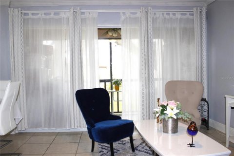 Copropriété à vendre à Tampa, Floride: 1 chambre, 63.36 m2 № 1905215 - photo 4