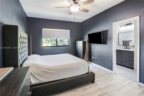 Townhouse in Oakland Park, Florida 3 bedrooms, 121.05 sq.m. № 2027162 - photo 14