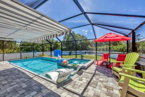 House in Rotonda, Florida 3 bedrooms, 149.29 sq.m. № 1586404 - photo 26
