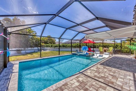 House in Rotonda, Florida 3 bedrooms, 149.29 sq.m. № 1586404 - photo 28