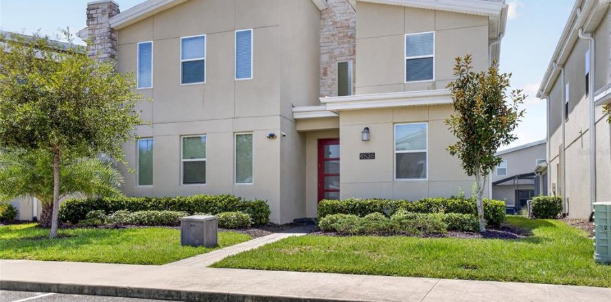 Villa ou maison à Kissimmee, Floride 8 chambres, 399.94 m2 № 2277484