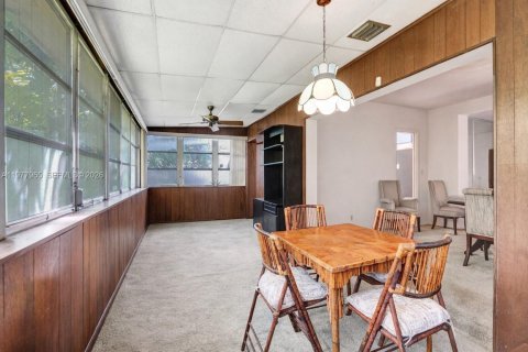 Купить виллу или дом в Норт-Майами, Флорида 3 спальни, 178.74м2, № 2043698 - фото 26