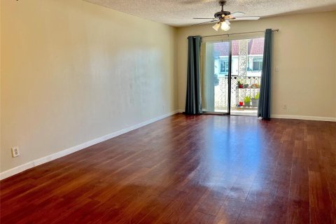 Copropriété à vendre à Deerfield Beach, Floride: 2 chambres, 85.47 m2 № 2084948 - photo 8