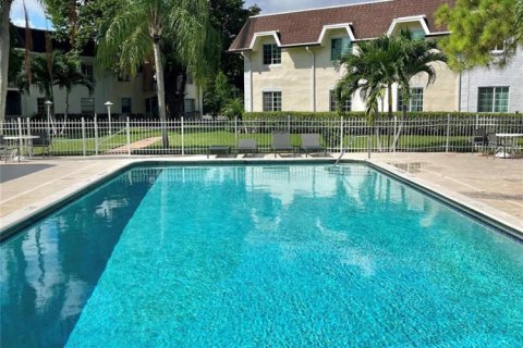 Copropriété à vendre à Deerfield Beach, Floride: 2 chambres, 85.47 m2 № 2084948 - photo 2