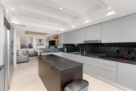 Купить кондоминиум в Авентура, Флорида 4 спальни, 306.58м2, № 1974263 - фото 14