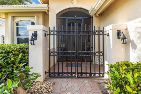 Casa en venta en Port St. Lucie, Florida, 2 dormitorios, 175.59 m2 № 1953925 - foto 9