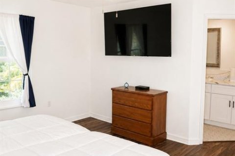 Condo in Clearwater, Florida, 2 bedrooms  № 2208954 - photo 11