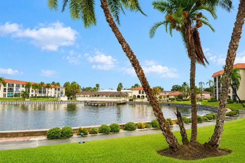 Condo in Clearwater, Florida, 2 bedrooms  № 2208954 - photo 2