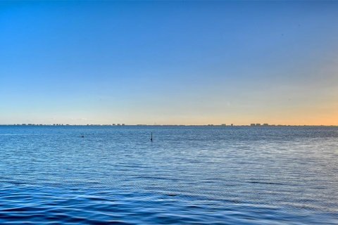 Casa en venta en Sarasota, Florida, 4 dormitorios, 348.94 m2 № 2135011 - foto 29