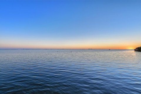 Casa en venta en Sarasota, Florida, 4 dormitorios, 348.94 m2 № 2135011 - foto 21