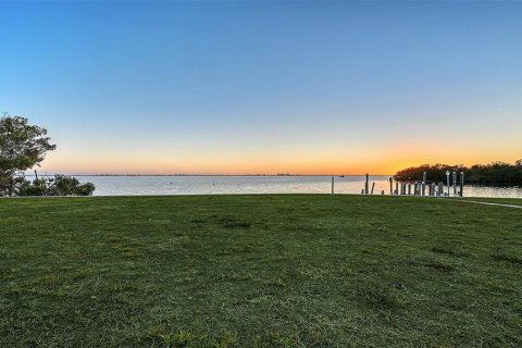 Casa en venta en Sarasota, Florida, 4 dormitorios, 348.94 m2 № 2135011 - foto 16