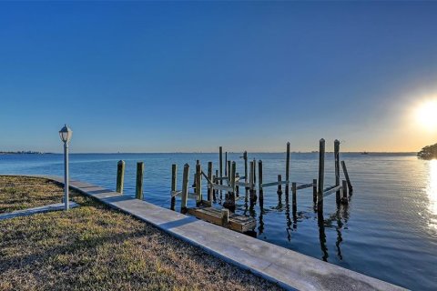 Casa en venta en Sarasota, Florida, 4 dormitorios, 348.94 m2 № 2135011 - foto 24