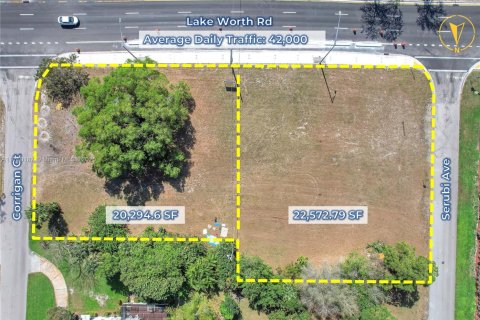 Commercial property in Palm Springs, Florida № 1738684 - photo 2