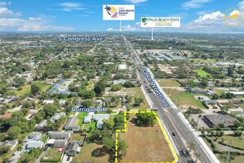 Commercial property in Palm Springs, Florida № 1738684 - photo 3