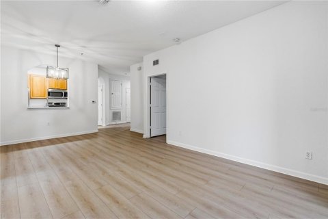 Appartement à louer à Orlando, Floride: 3 chambres, 115.85 m2 № 2306134 - photo 12